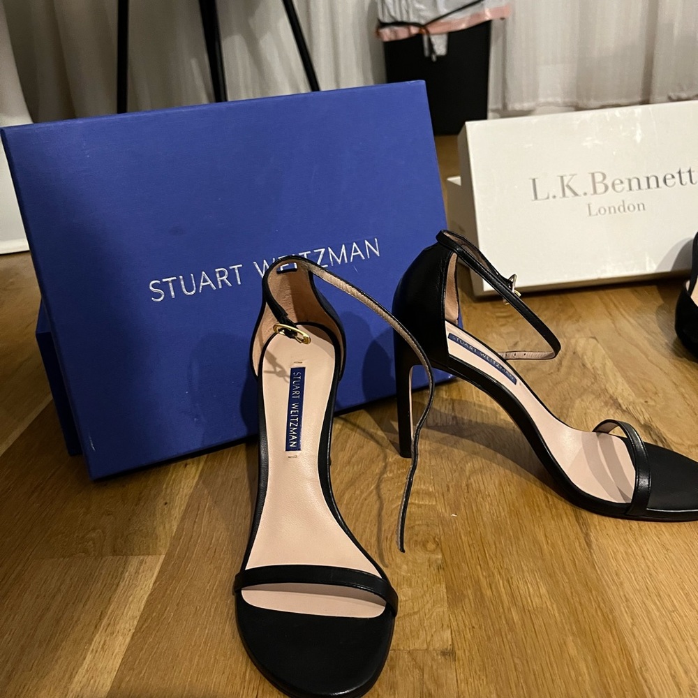 New Stuart Weitzman Nudistsong size 6,5